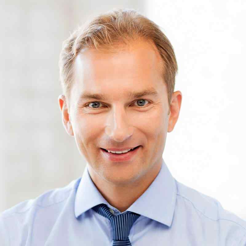 https://swissjobmedicare.upview.ch/wp-content/uploads/2019/05/img-people-03.jpg